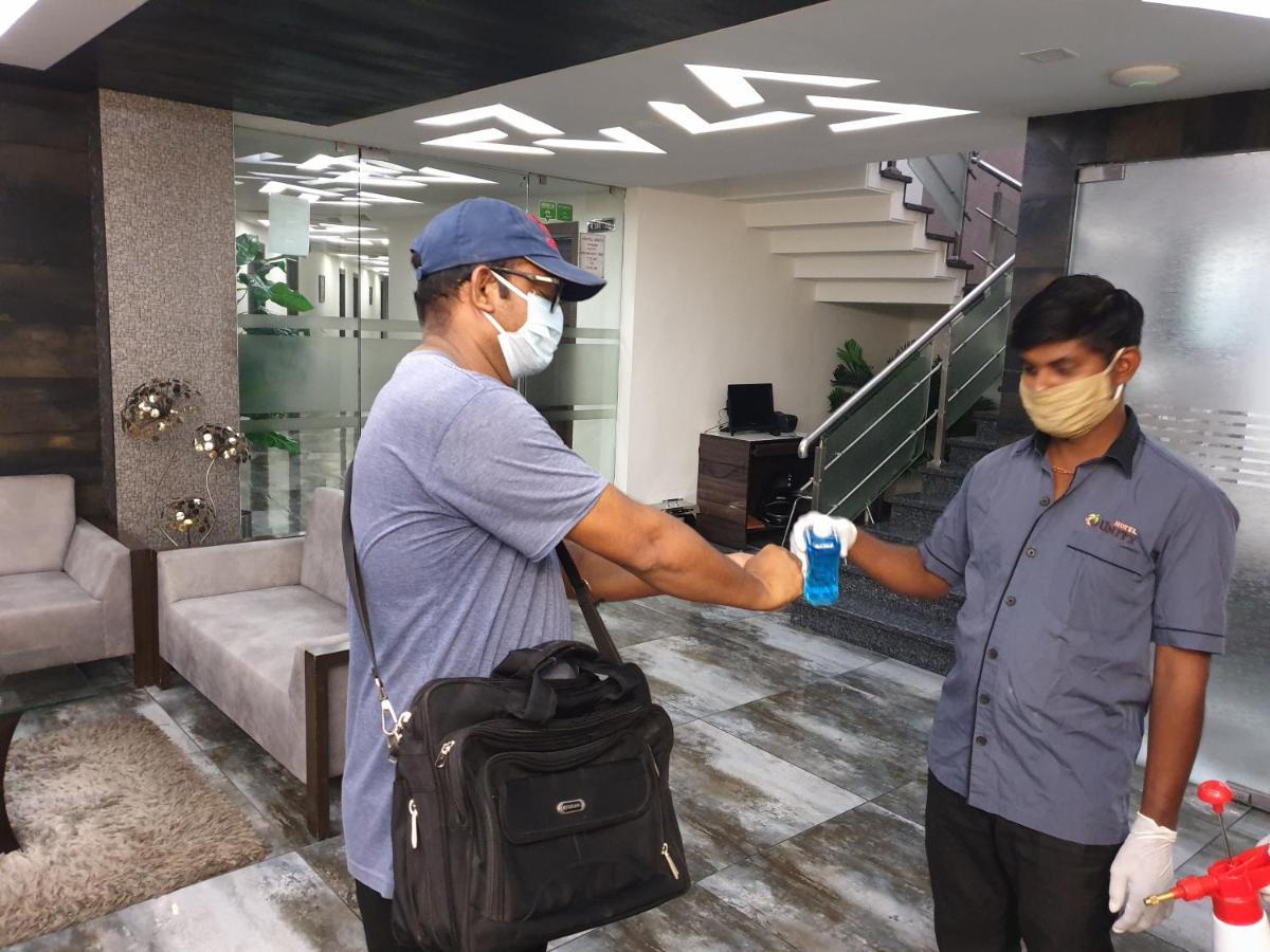 Hotel Unity Ahmedabad Buitenkant foto